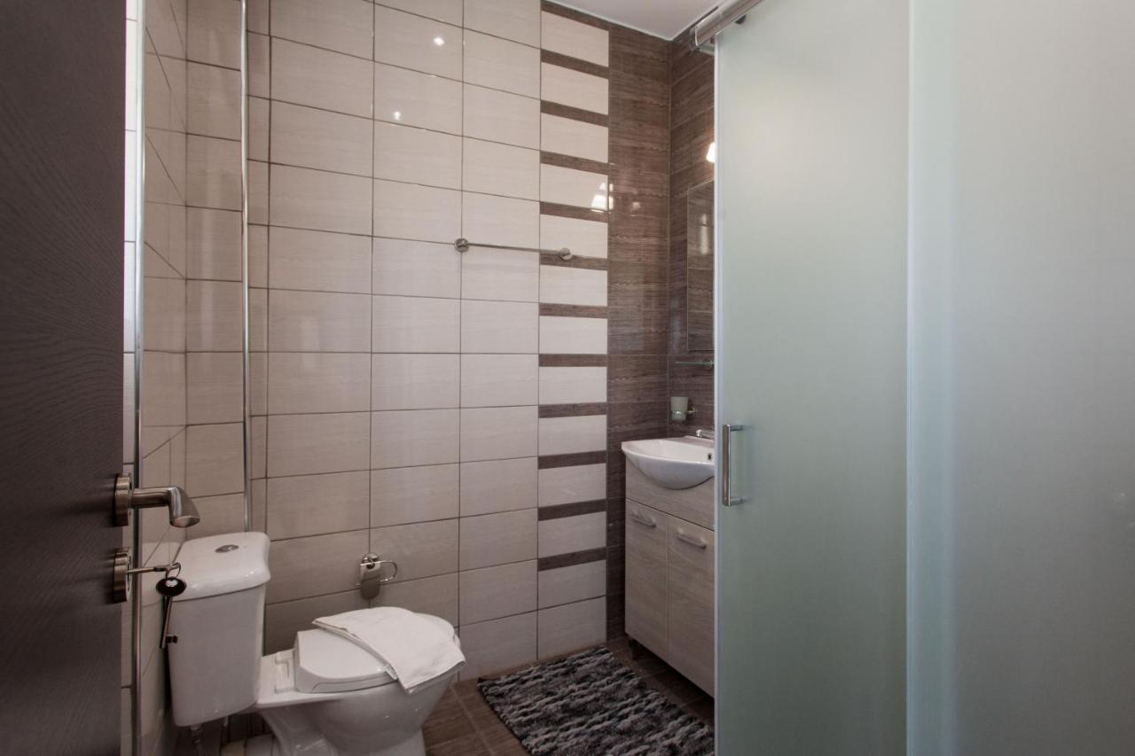 Modern Apt In Glyfada A Breath Away From The Sea - The View Athen Exterior foto
