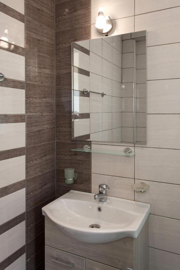Modern Apt In Glyfada A Breath Away From The Sea - The View Athen Exterior foto