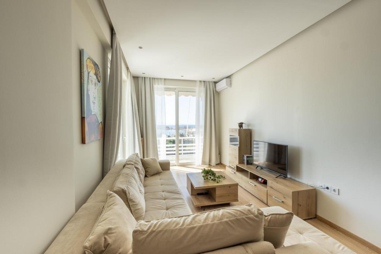 Modern Apt In Glyfada A Breath Away From The Sea - The View Athen Exterior foto
